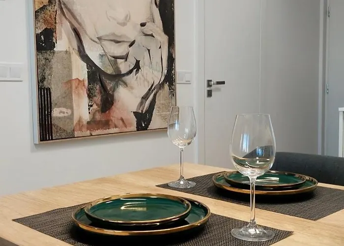 Rove With Privat Parking Free Apartment