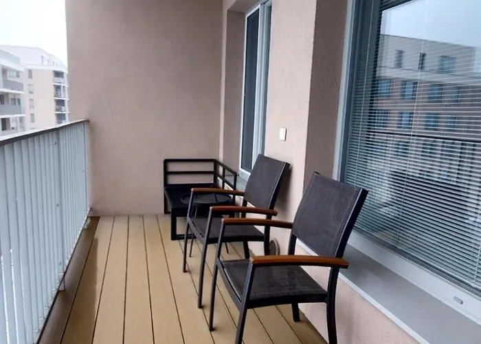 Rove With Privat Parking Free Apartment